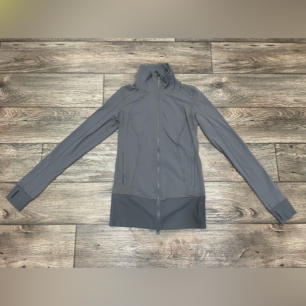 Lululemon Nice Asana Jacket Brushed‎ Soot Light Sz 4